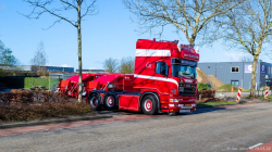 20260329-Tom-Holding-00235